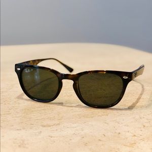 Ray-Ban RB 4140 Tortoise NWOT Includes case